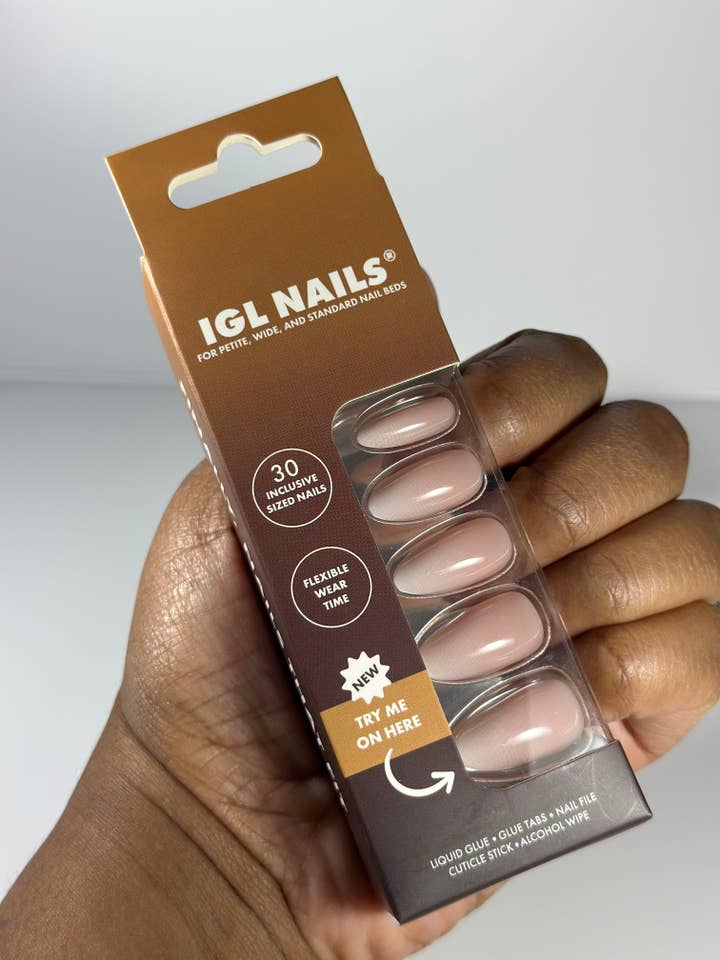Mia Geluxe™ Nails – Nude-to-White Ombré Almond for wholesale by IGL Nails