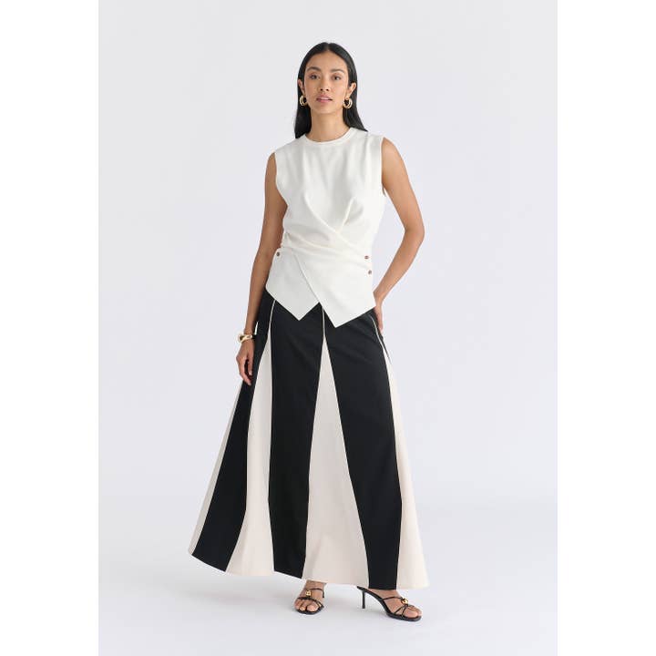 Haut en tricot à col rond avec devant croisé pour la vente par Paisie