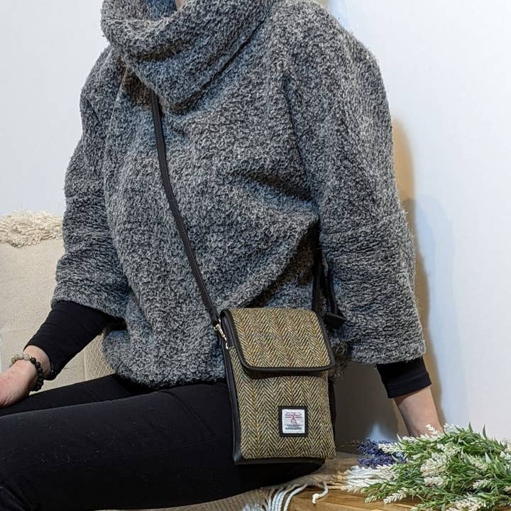 maccessori - Wholesale Crossbody Bag - Women's - Harris Tweed Mini Crossbody Bag Country Green
