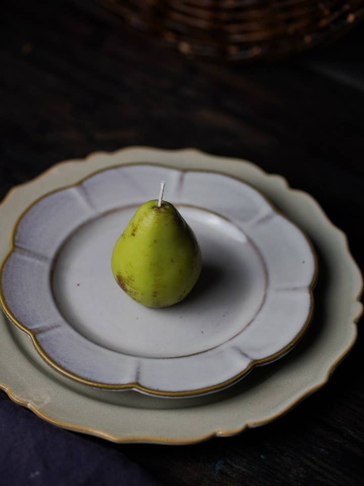 A Vela de Pera Petite Conference por atacado de FALLOW CANDLES