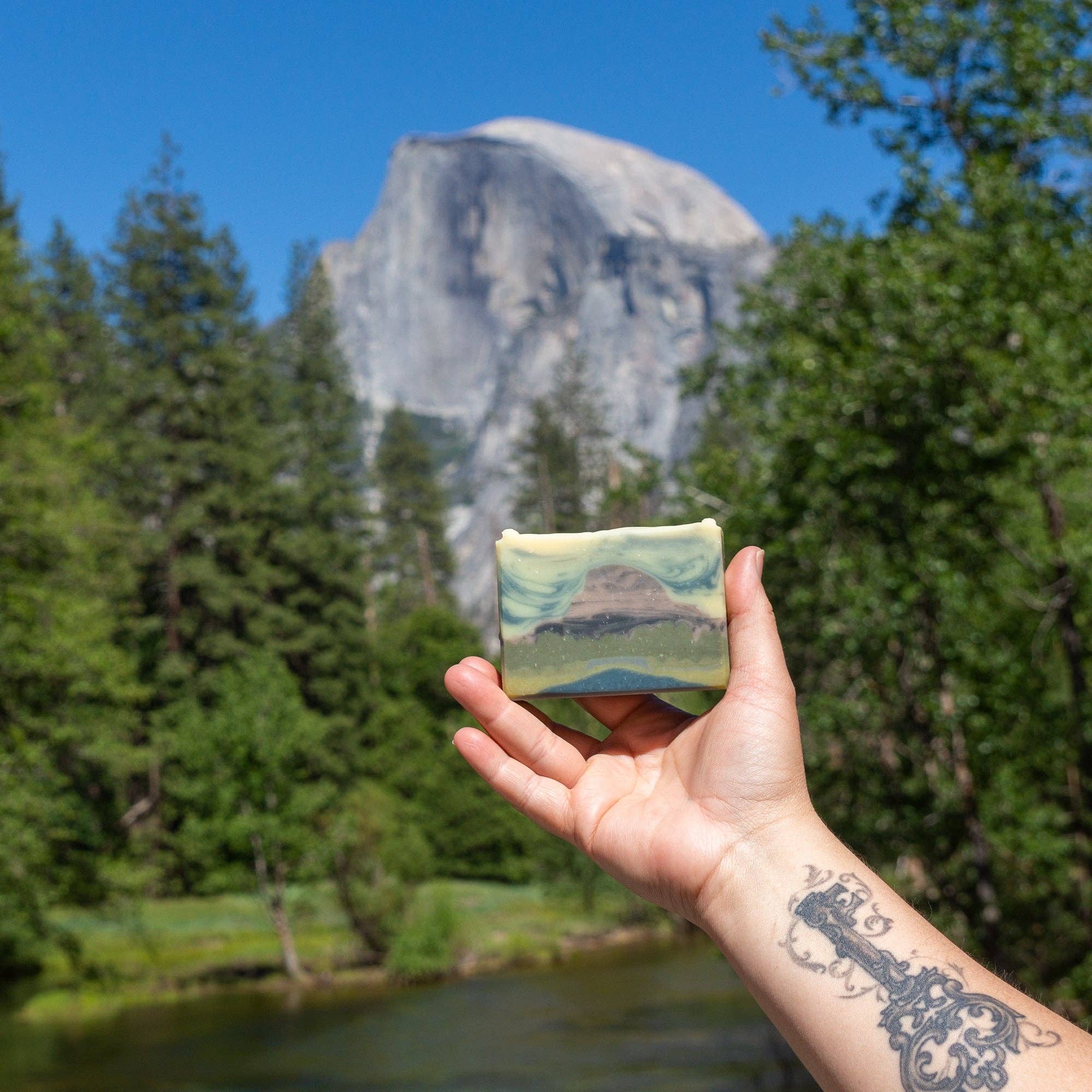 Delta Tule - Wholesale Bar Soap - Half Dome Soap // Lavender Geranium Lemongrass2