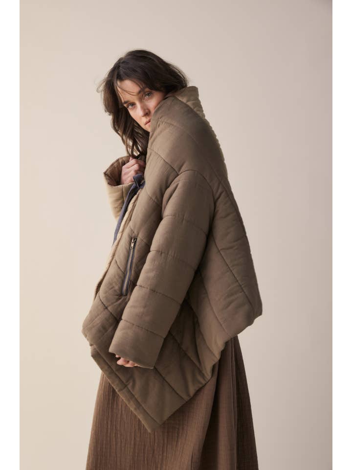 Bronze Grey Blanket quilt jacket for wholesale on Faire10