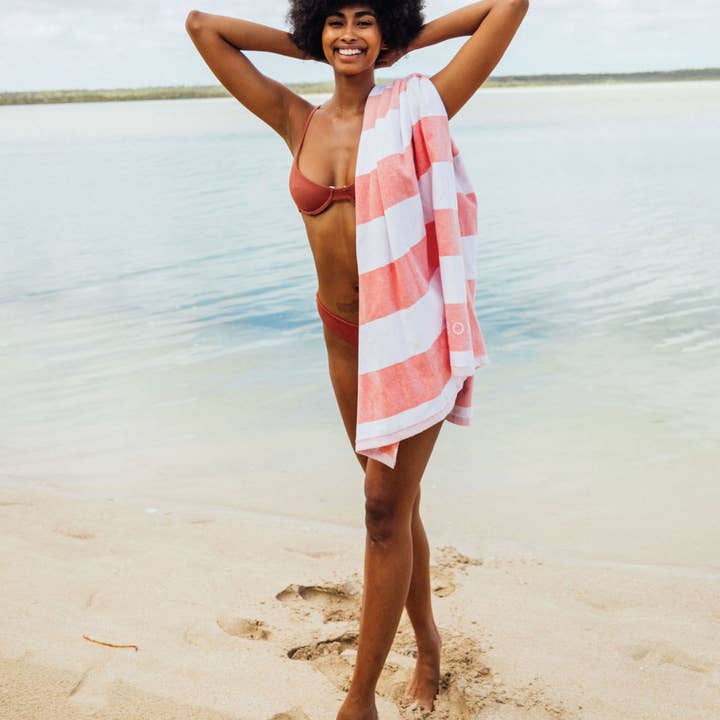 FUNBOY - Wholesale Beach Towel - Pink Striped Cabana Towel
