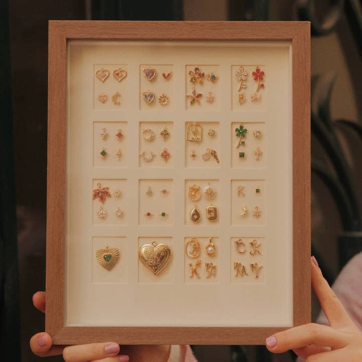 Ciondoli Adore per la vendita all'ingrosso da parte di Adoreperle