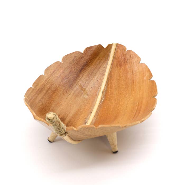 AWGifts Europe - Wholesale Decorative Tabletop Object - Coconut Leaf Tea Stand - Natural1