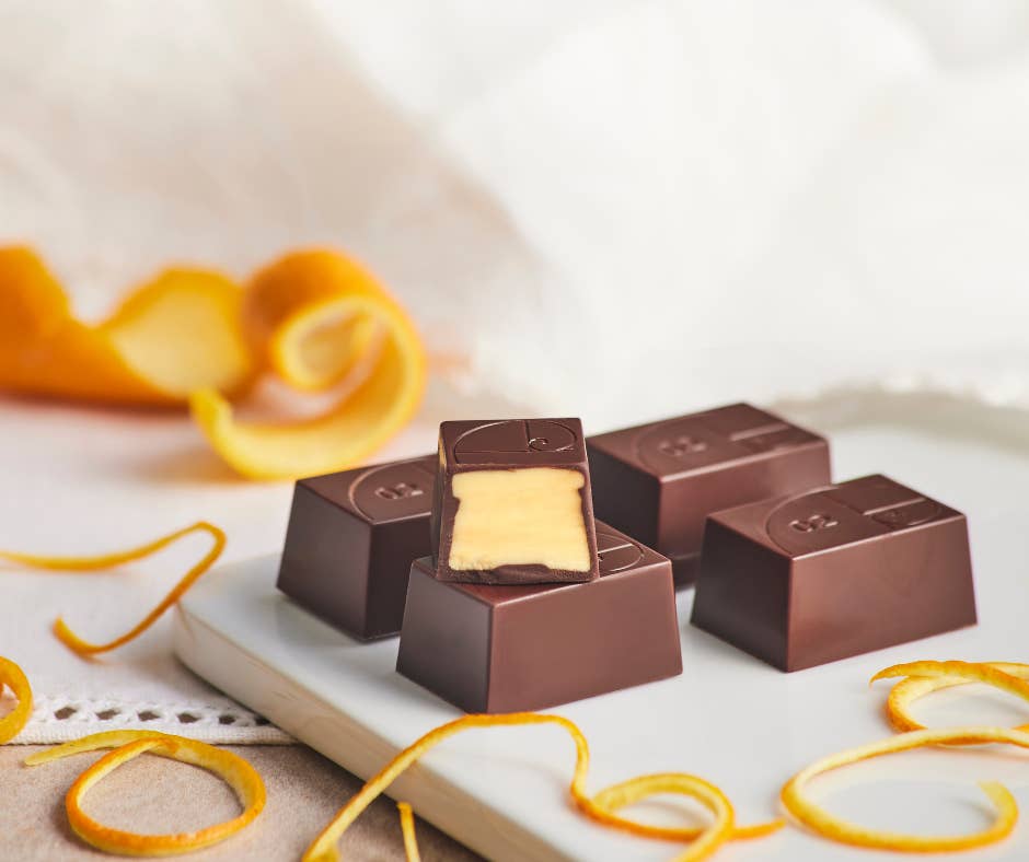 Cioccolato Lavoratti 1938 - Wholesale Chocolate Covered Sweets - Loose Orange Praline