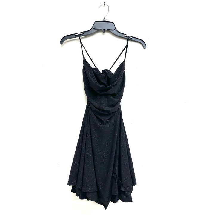 D14135 ABITO CON SPAGHETTI GLITTERATI per la vendita all'ingrosso da parte di Uptown Apparel