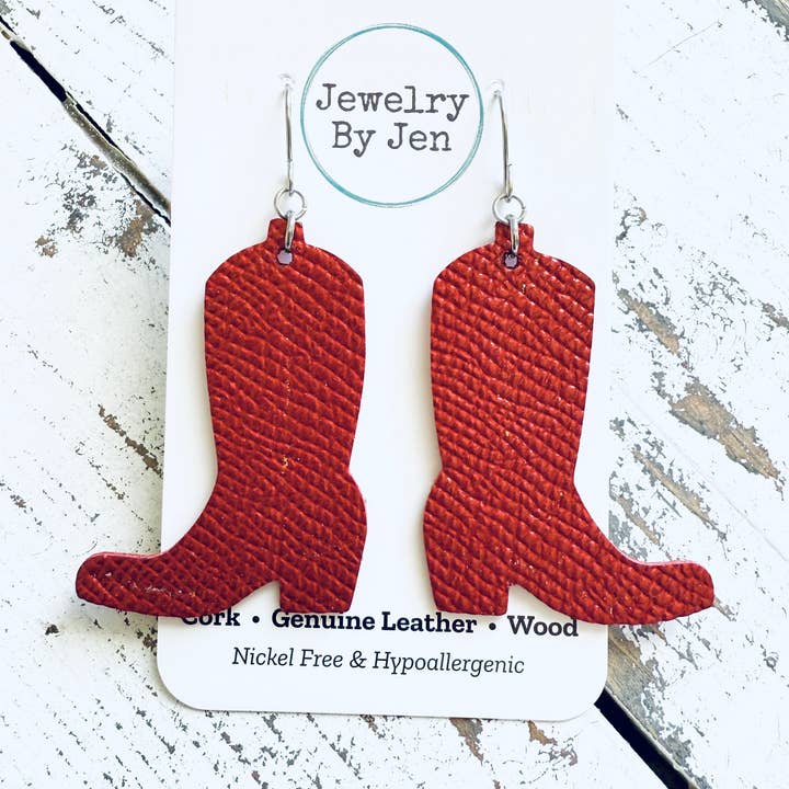 Brincos de Bota de Cowgirl: Saffiano Vermelho Rubi por atacado de Jewelry By Jen