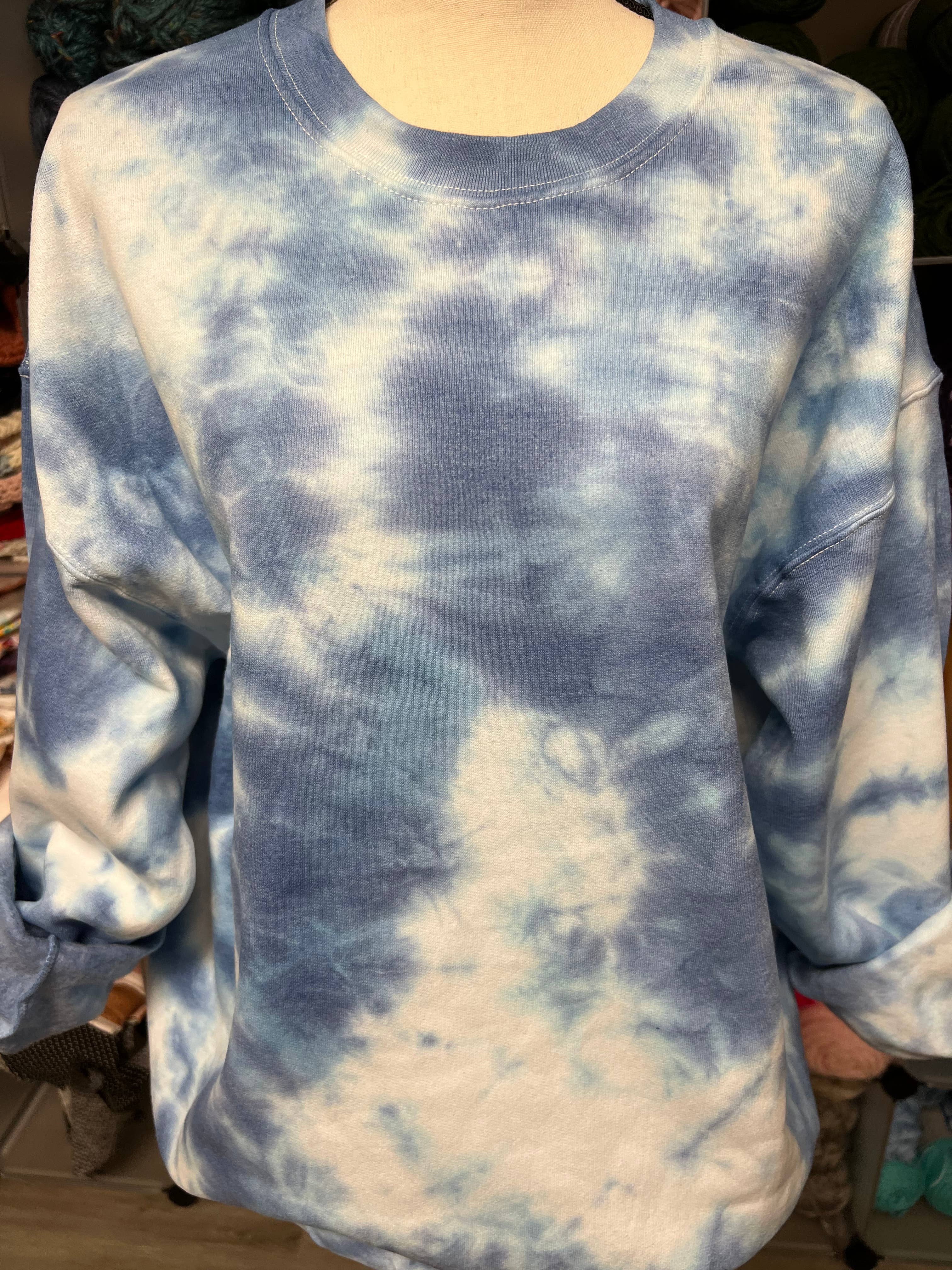 Cozy Knots & Paws - Vente Sweat-shirt – femme - Pull col rond tie-dye bleu roi5