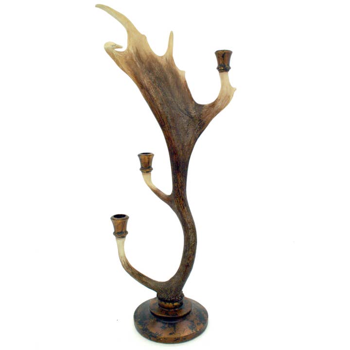 Falsk elghorn-lysestage for engroshandel hos Modern World by Contrast Inc.