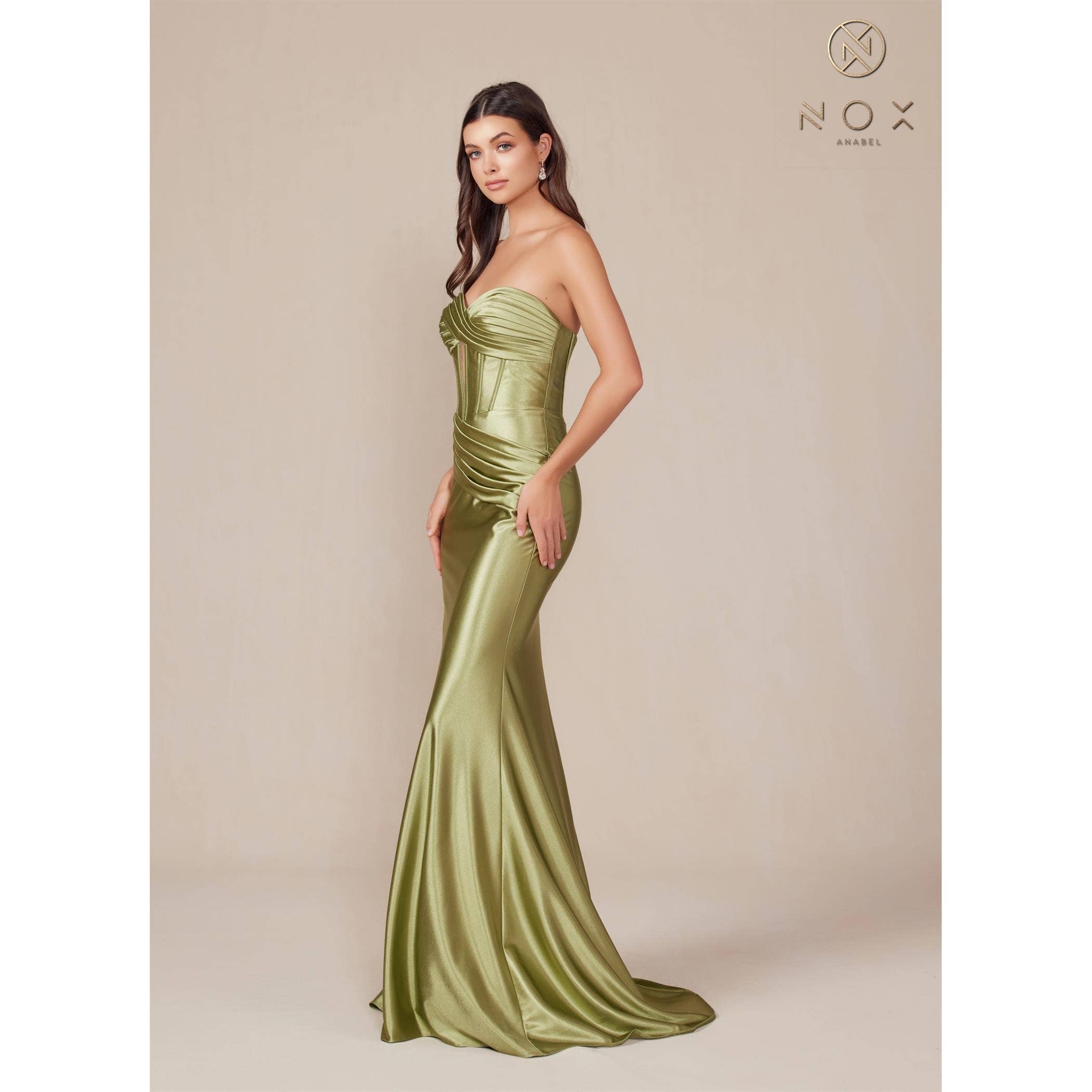 Noxanabel - Wholesale Formele jurk - Dames - Noxanabel satijnen strapless jurk met aansluitende pasvorm T150021