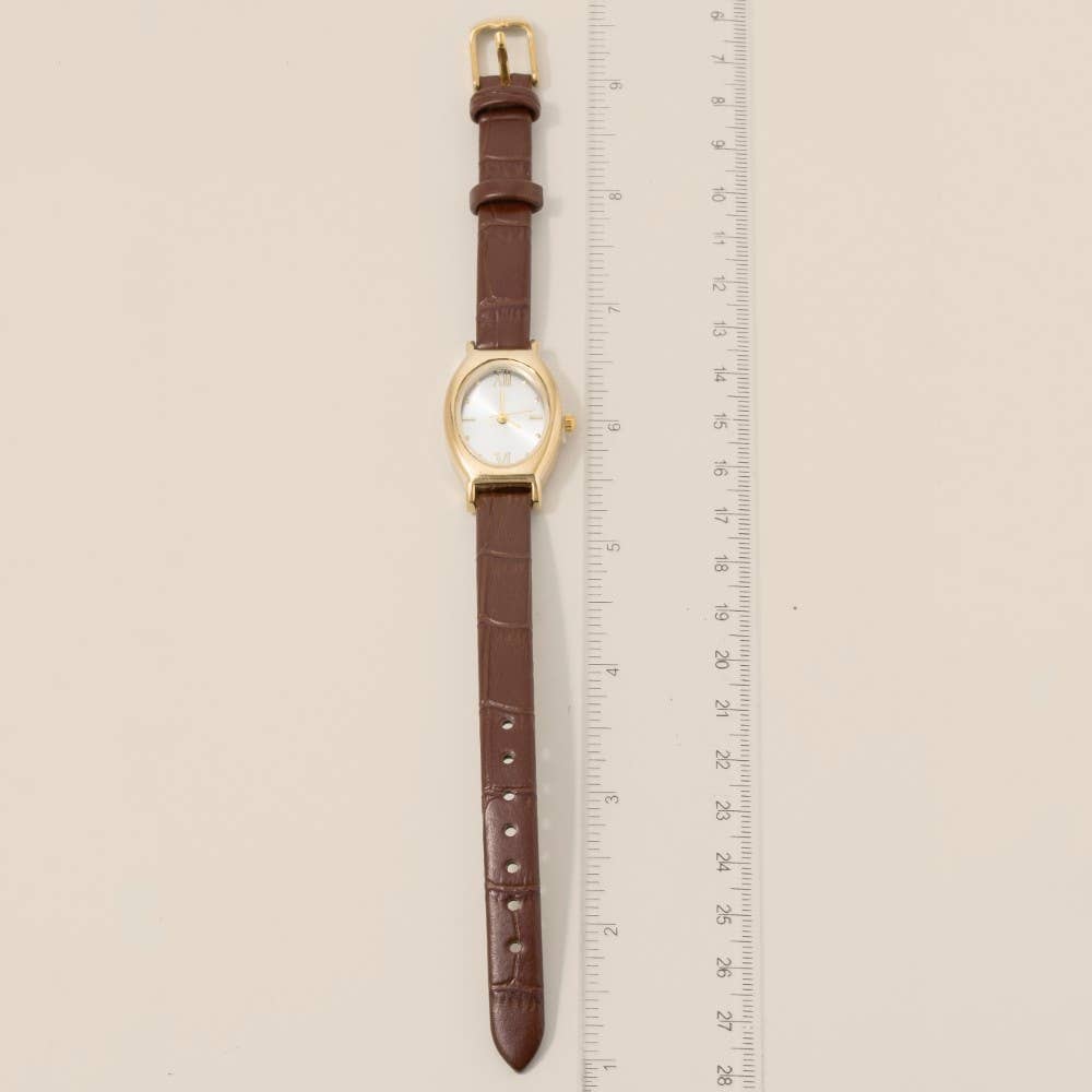 Anarchy Street - Vente Montre – femme - Montre ovale vintage à bracelet en cuir fin1