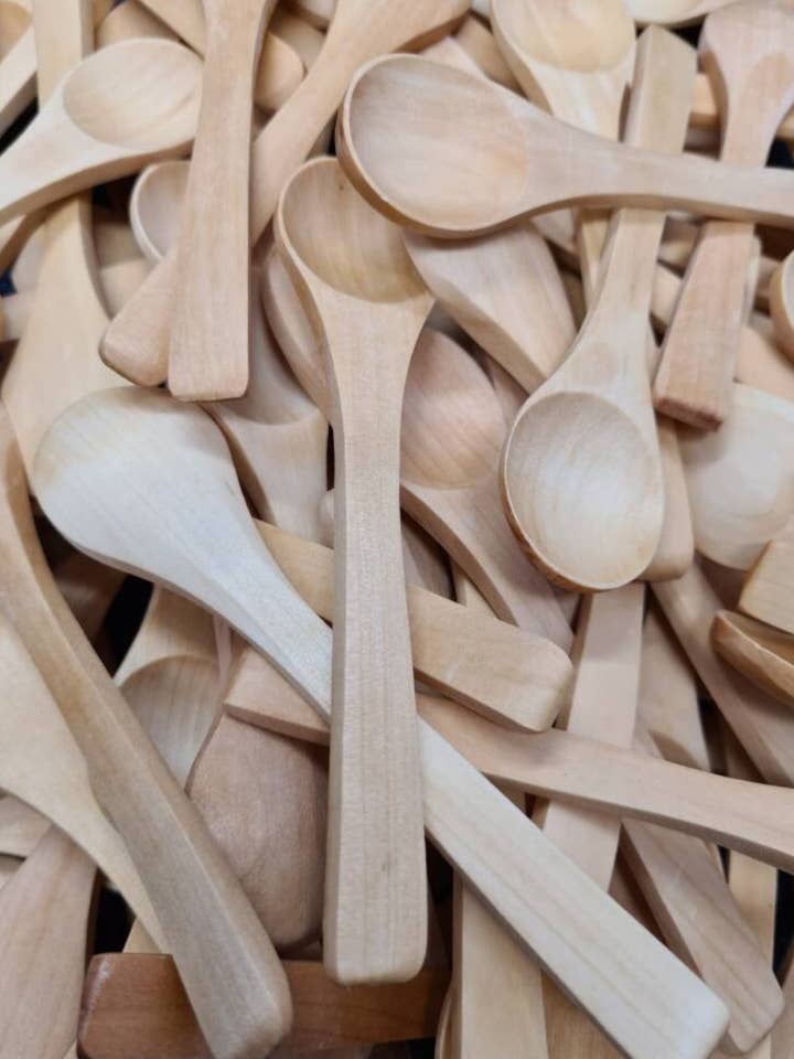 Eco Friendly Bamboo Spoon for wholesale by Masons jars