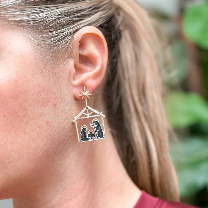 Prep Obsessed Wholesale - Wholesale Dangle Earrings - Gold Nativity Scene Dangle Earrings