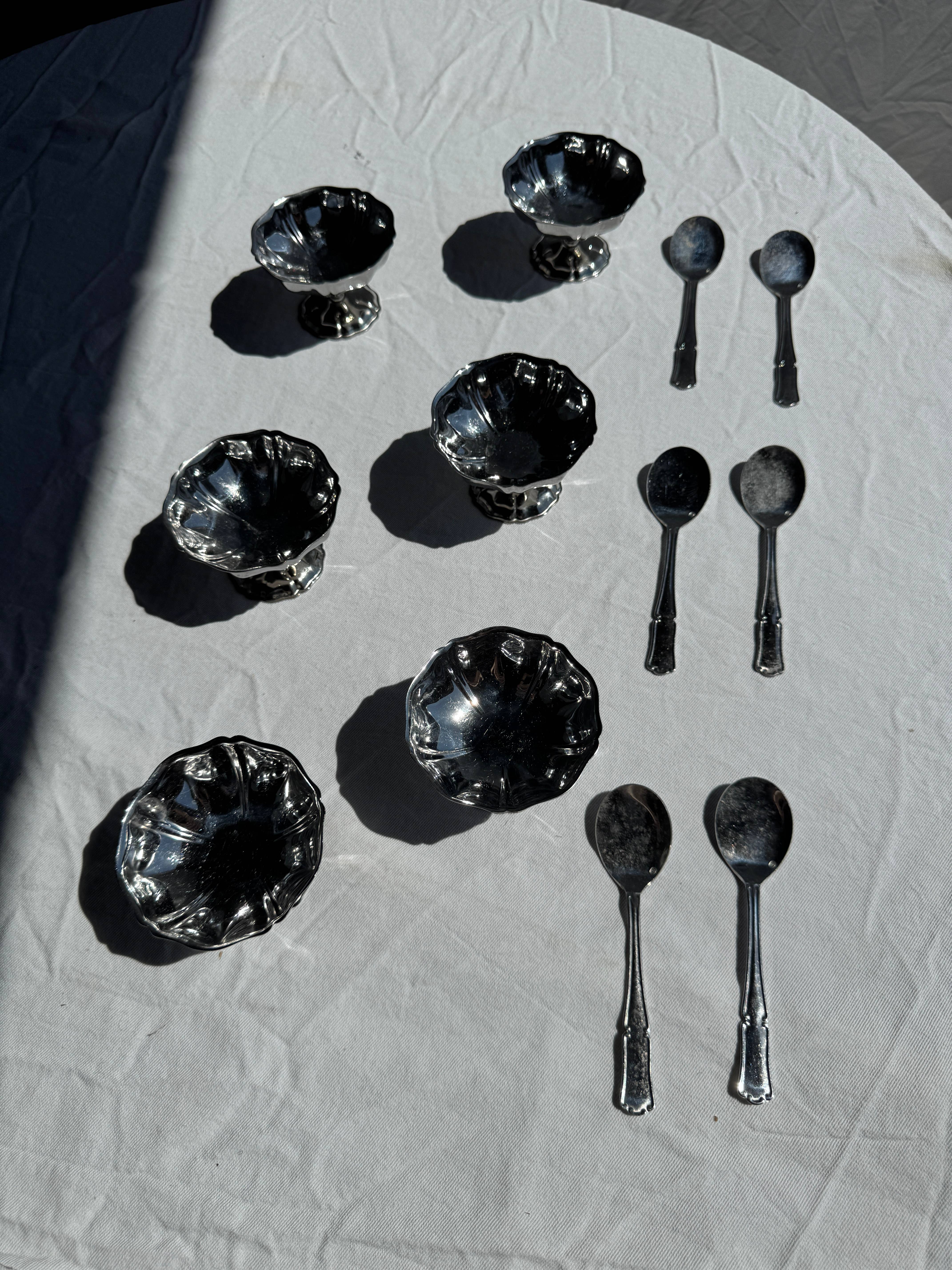 Office Objets - Wholesale Ice Cream Scoop - Vintage box containing 6 bistro ice cream cups17