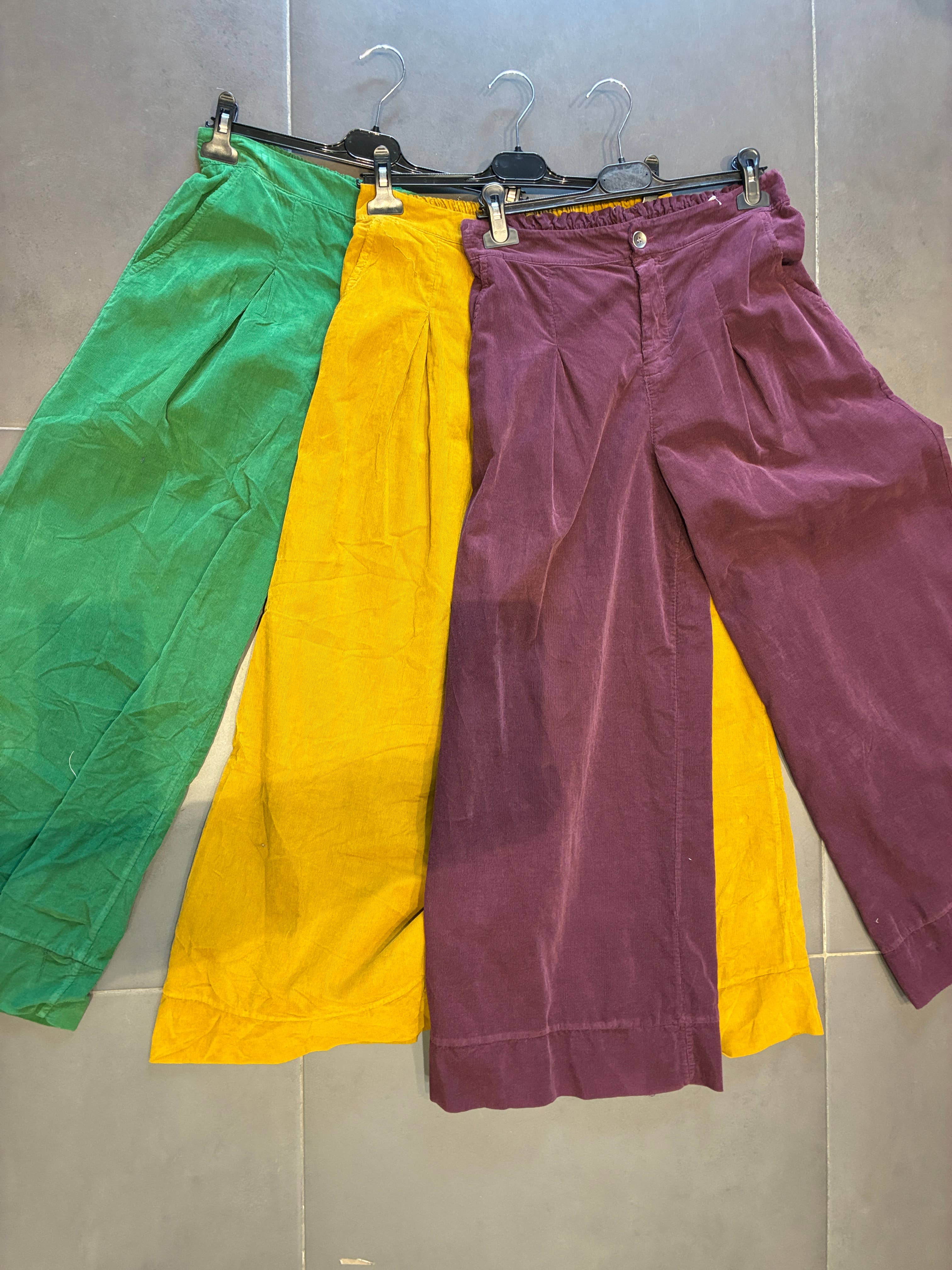 la maison des fibres naturelles - Venta al por mayor Pantalones - Mujer - Pantalón de pinzas de terciopelo 6595 100% algodón7