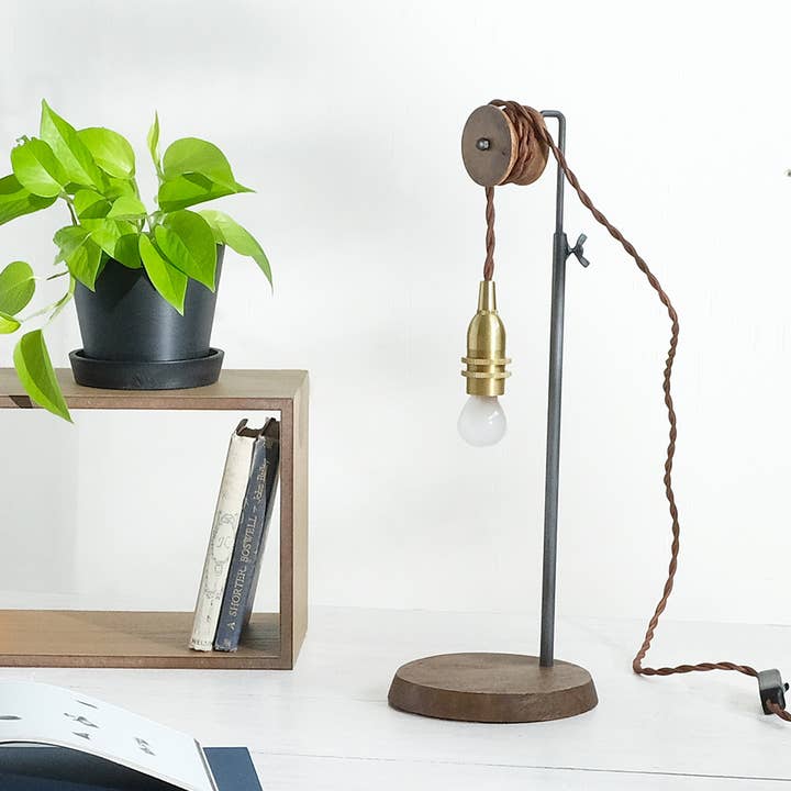 shesay - Wholesale Purse hook/hanger – Women’s - Bag stand that prevents it from losing its shape3