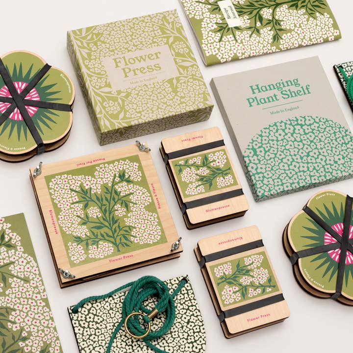 Studio Wald - UK Made - Wholesale DIY Craft Kit - Flower Press - Forget Me Not2