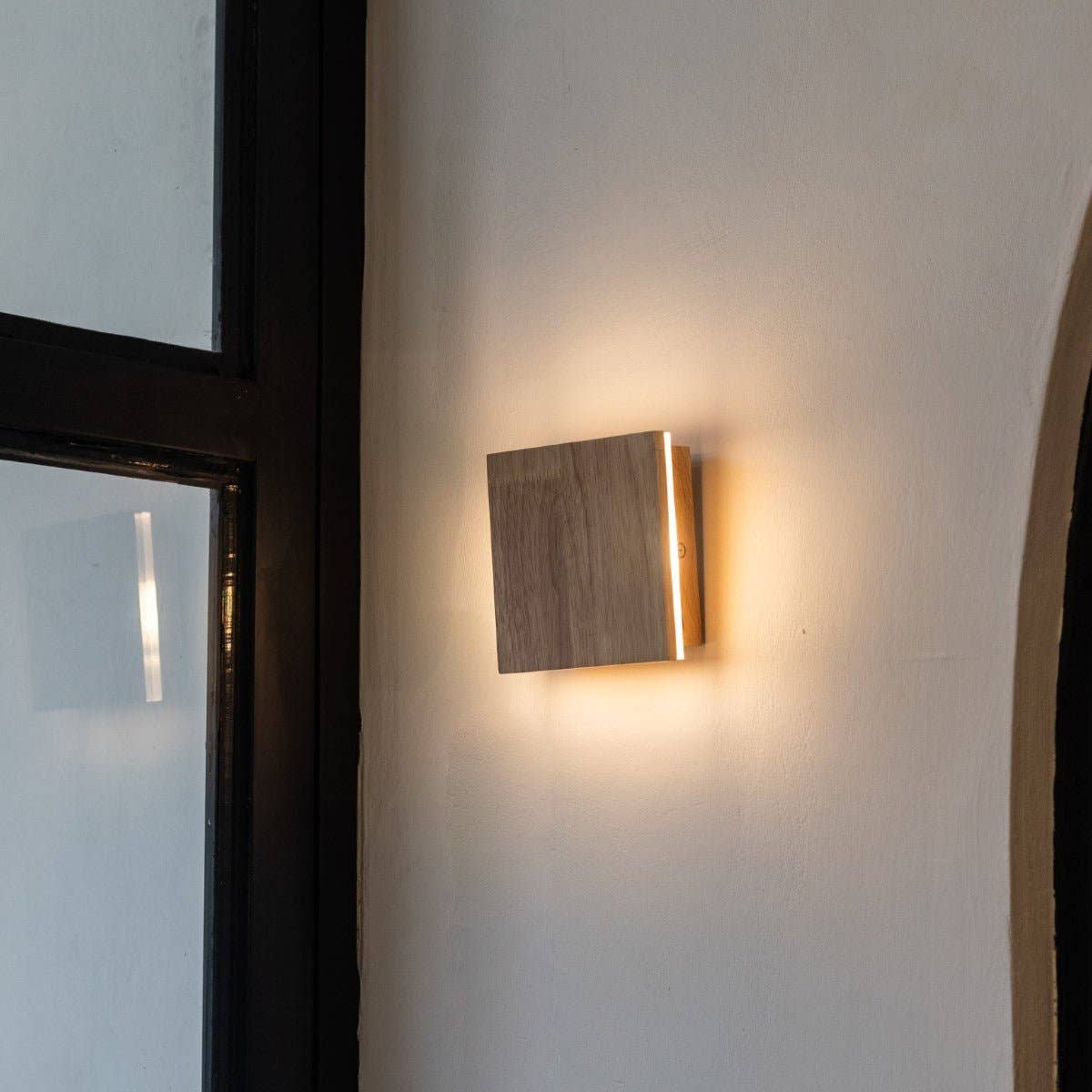 Tavellio - Vente Appliques - Applique murale sans fil Lane Light marron clair | Design rechargeable et dimmable6