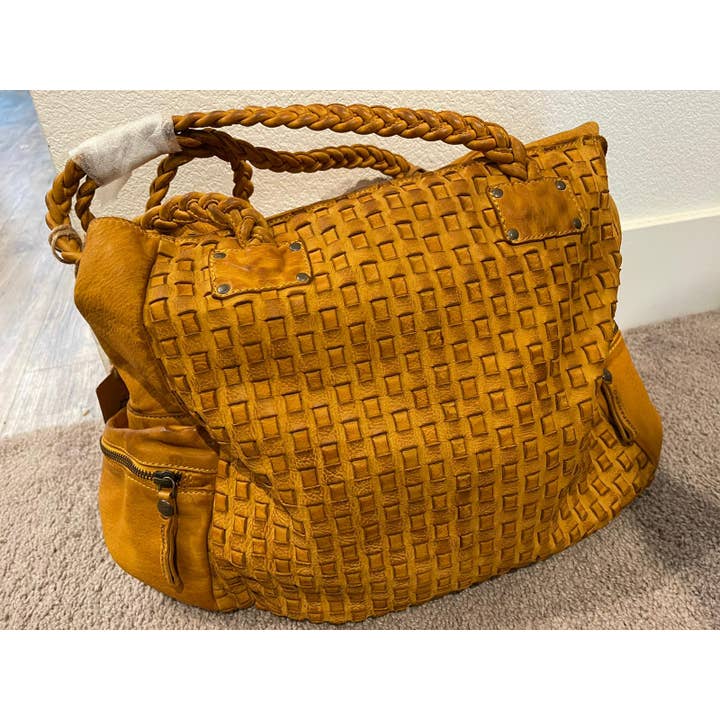 Handbag made of genuine soft Leather, Handcrafted- Elance for wholesale by KOMPANERO