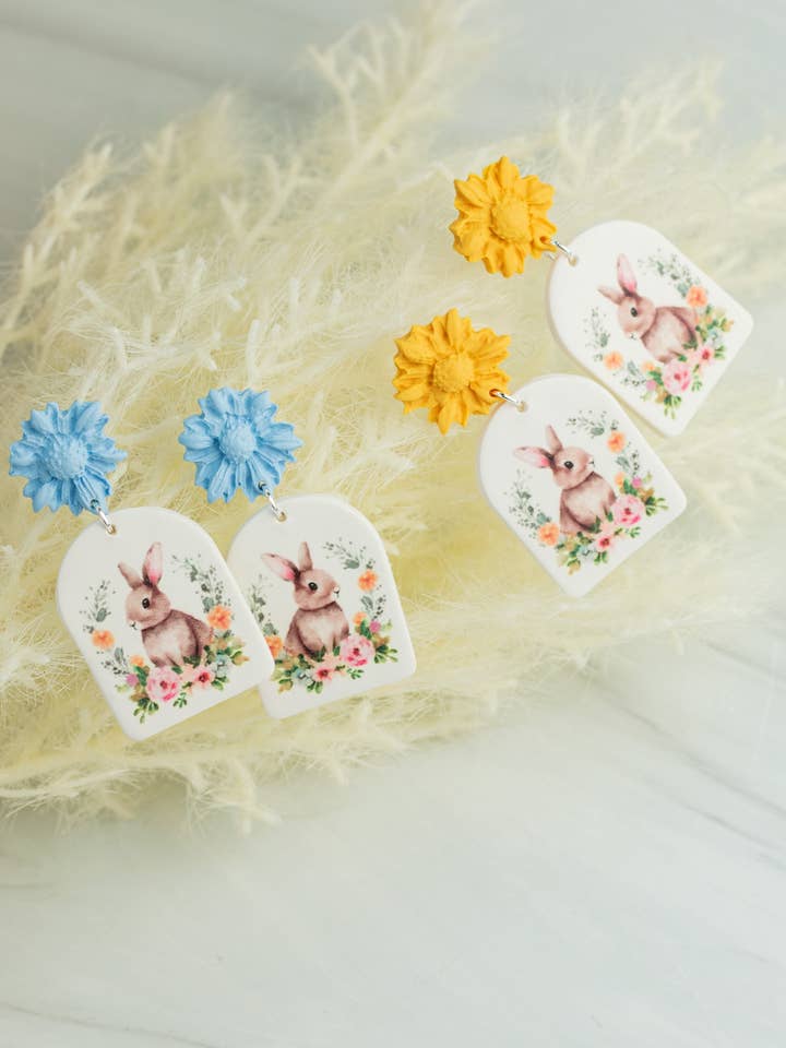 Blomsterkanin Drop Dingle - Påskeøreringe for engroshandel hos EJ Clay Co