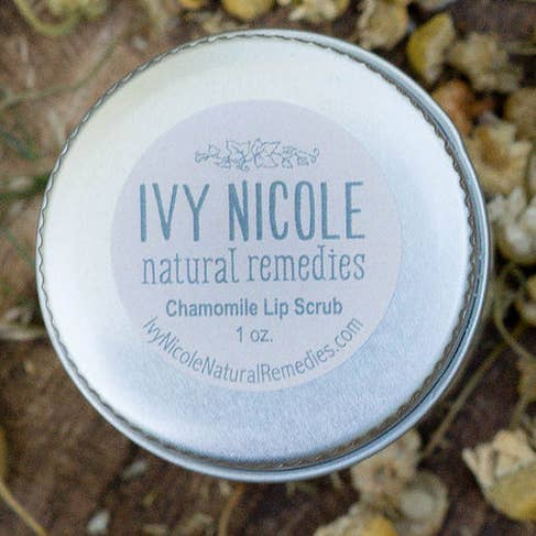 Exfoliant pour les lèvres à la camomille pour la vente par Ivy Nicole Natural Remedies