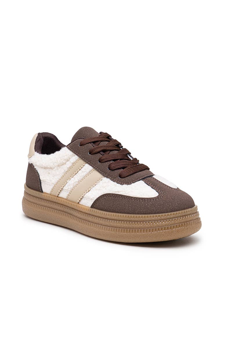 LADY GLORY - Wholesale Lifestyle Sneakers - Women's - Low-top sneakers with gum sole Comfort & style for winter1