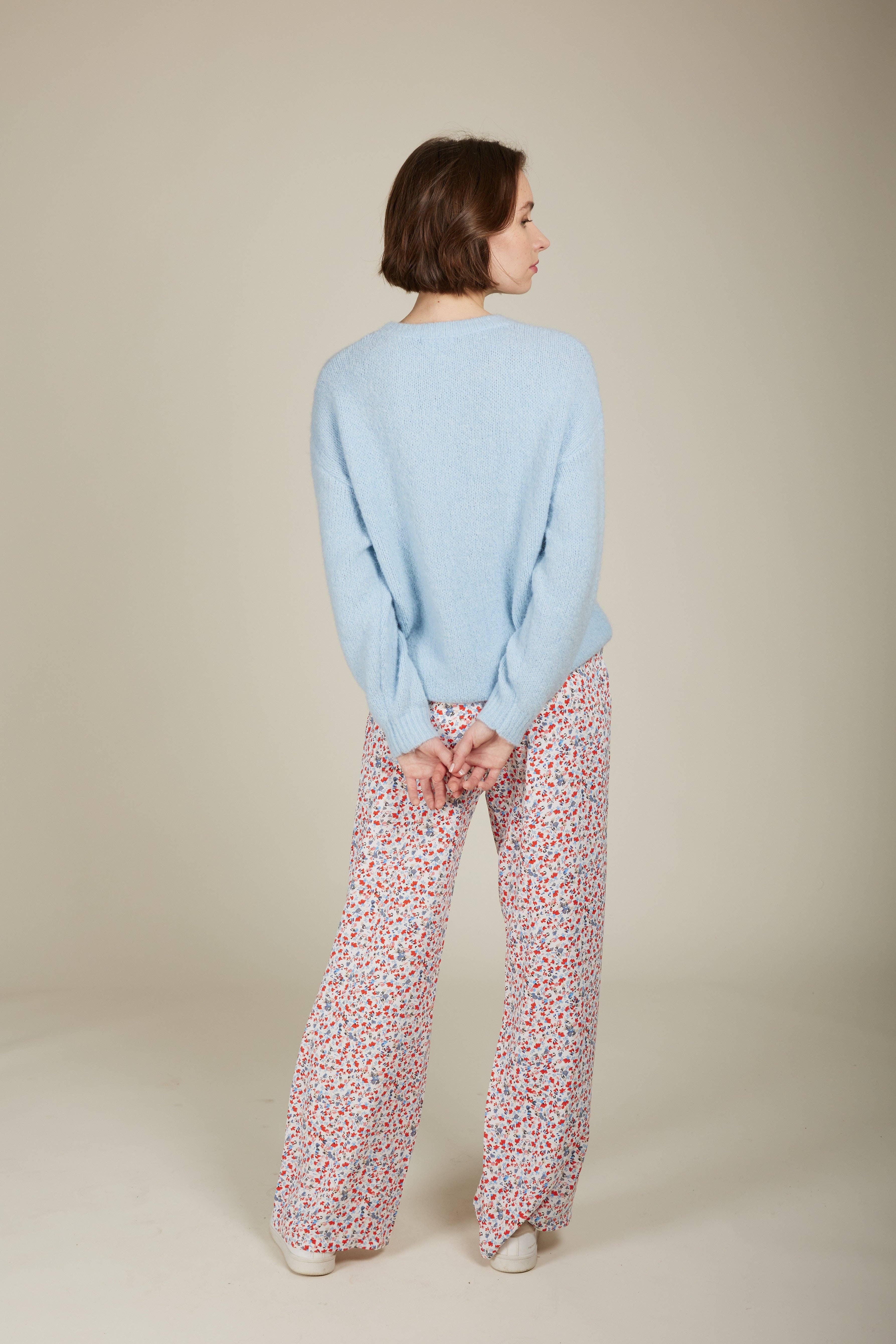 WHITE BABETTE - Loose and flowing floral print pants for wholesale on Faire7