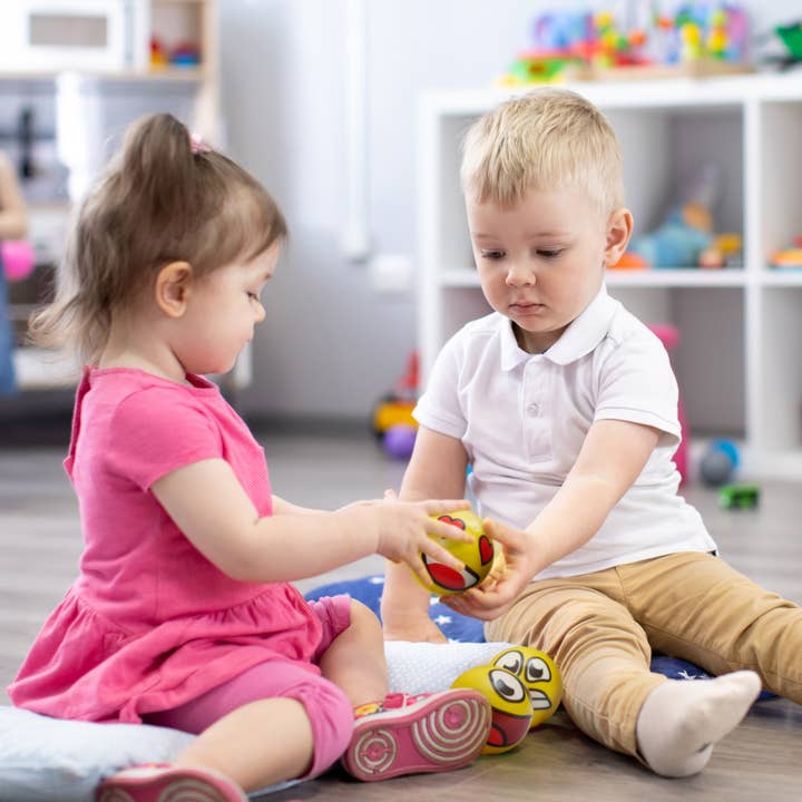 The Twiddlers - Wholesale Sensory ball – Baby - 24 Emoji Sensory Squeeze Balls3