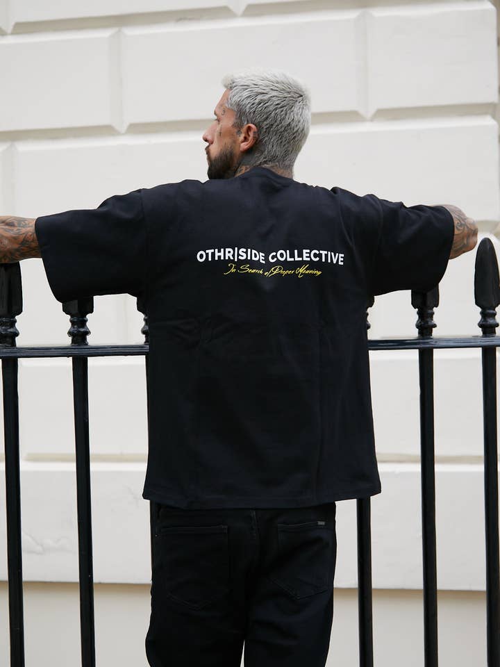 OTHR|SIDE – wholesale Screen printed t-shirt – Men′s – Racing Girl T-Shirt - Black3