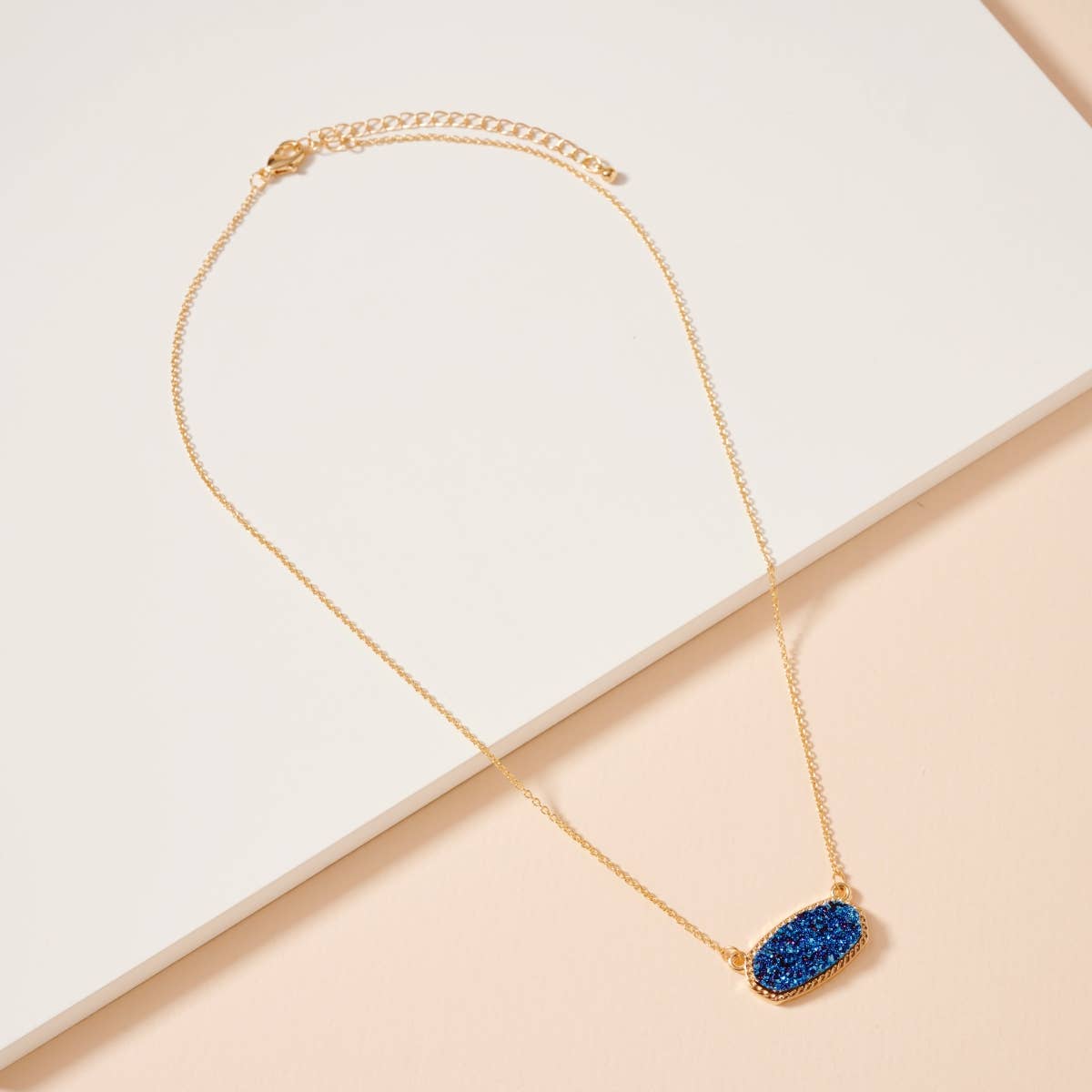 Lilla Haven - Wholesale Pendant/Charm Necklace - Druzy Stone Charm Short Necklace9