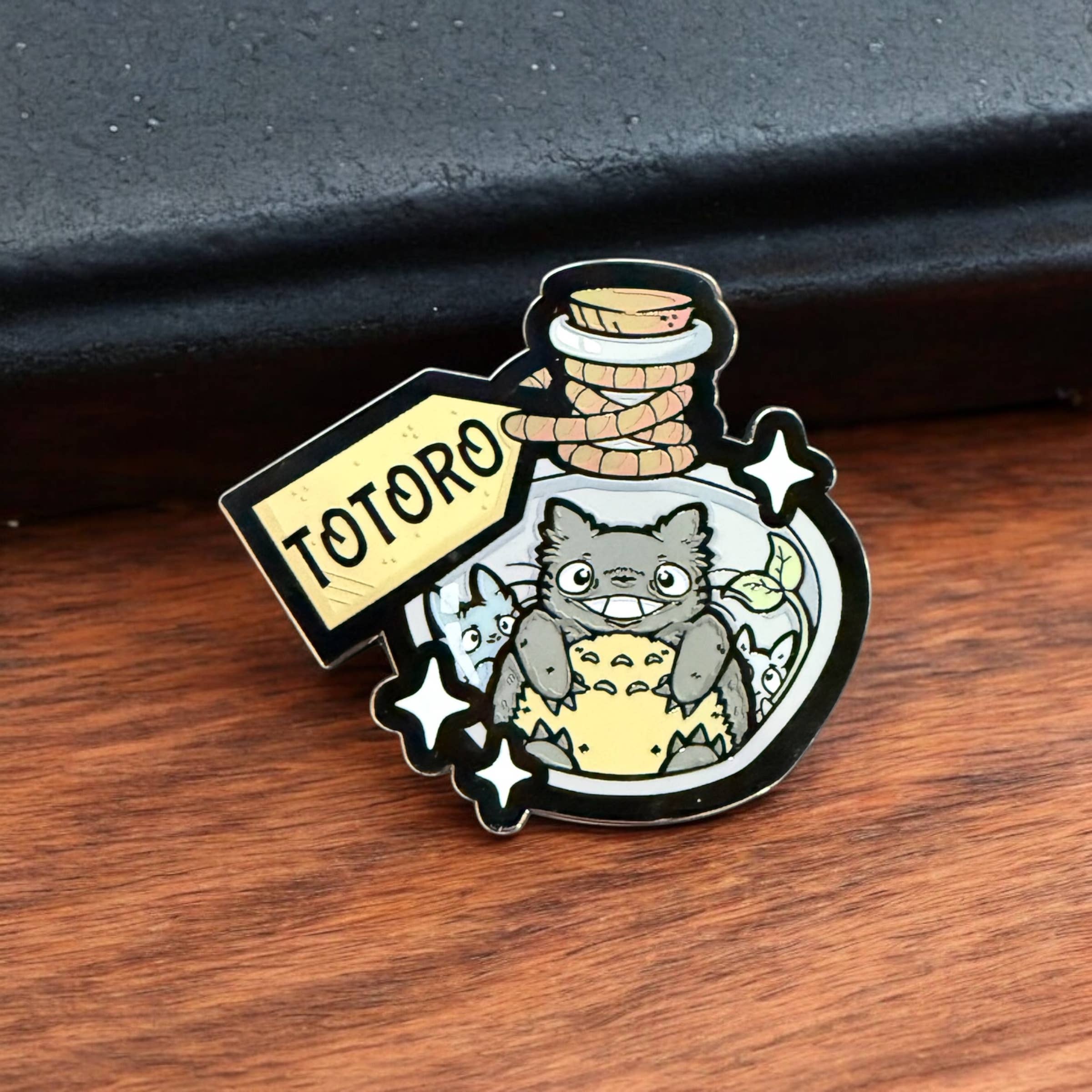 GoopyGoblins – Engroshandel Reversnål/knap – Ghibli Eliksirer 2,5" Hårde Emalje Pins4