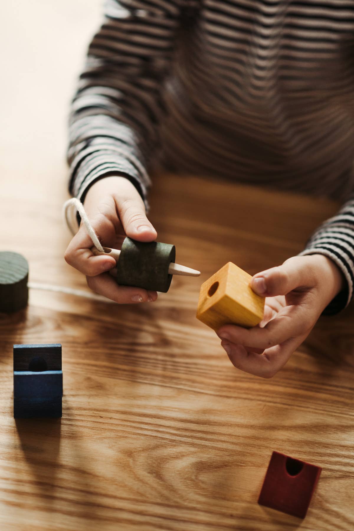 Wooden Story Sp. z o.o. - Wholesale Wood Toy - Kids - Wooden needle - for threading blocks16