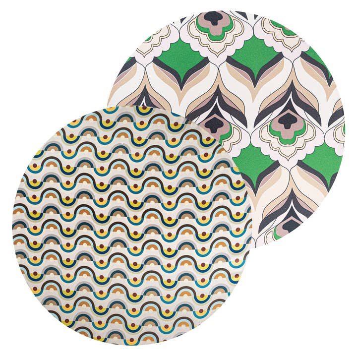 2 silk effect underplates for wholesale by Maria Vittoria Atelier