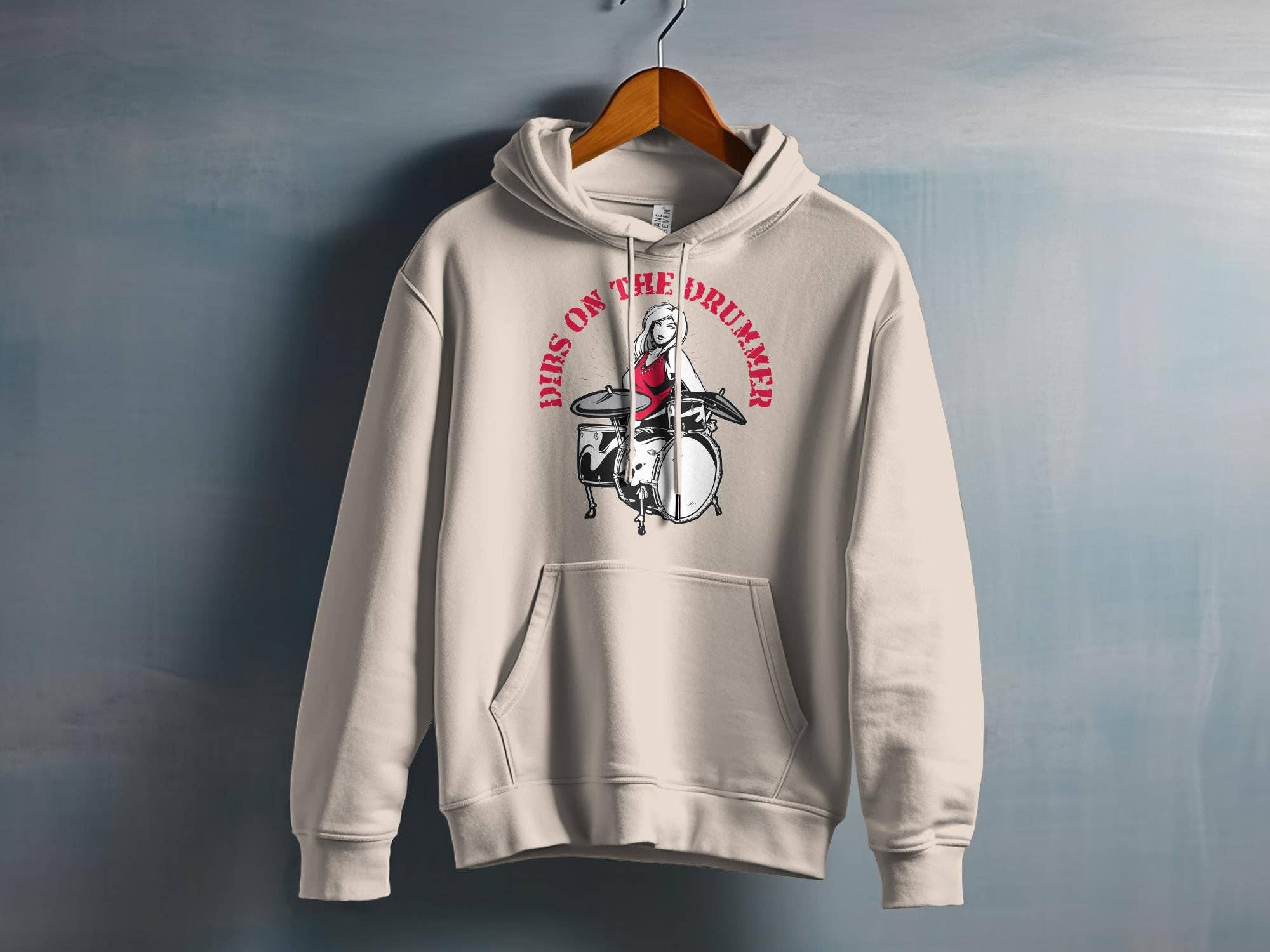 FreakyTeeFactory – Großhandel T-Shirt mit Siebdruck – Damen – Schlagzeuger-T-Shirt, Damen-Rockband-T-Shirt, Hemd für weibliche Schlagzeuger, lässiges Schlagzeug-Grafiktop, Geschenk für Musikliebhaber8