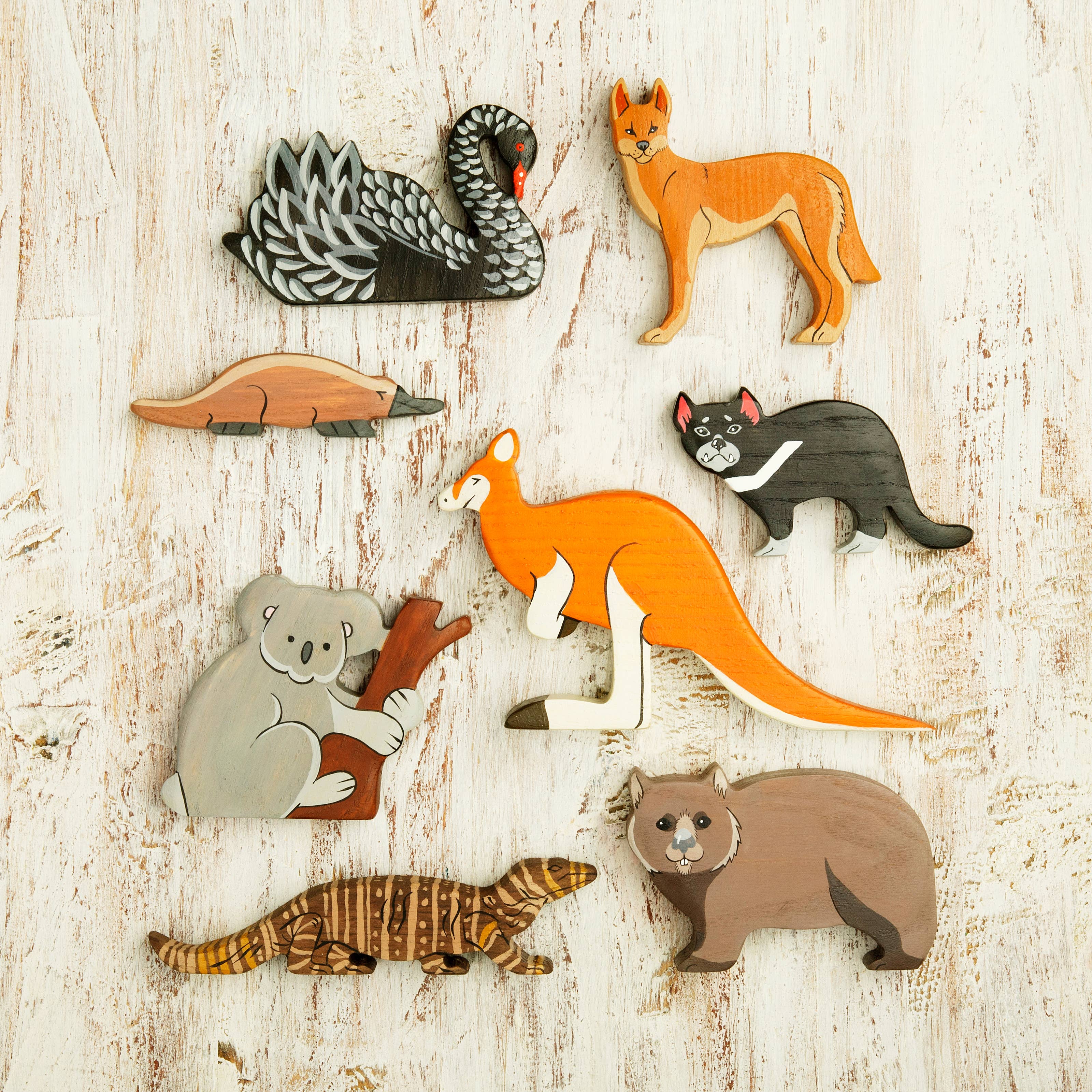 Wooden Caterpillar Toys - Wholesale Wood Toy - Kids - Wooden Kangaroo figurine Australian animals Wallaroo1