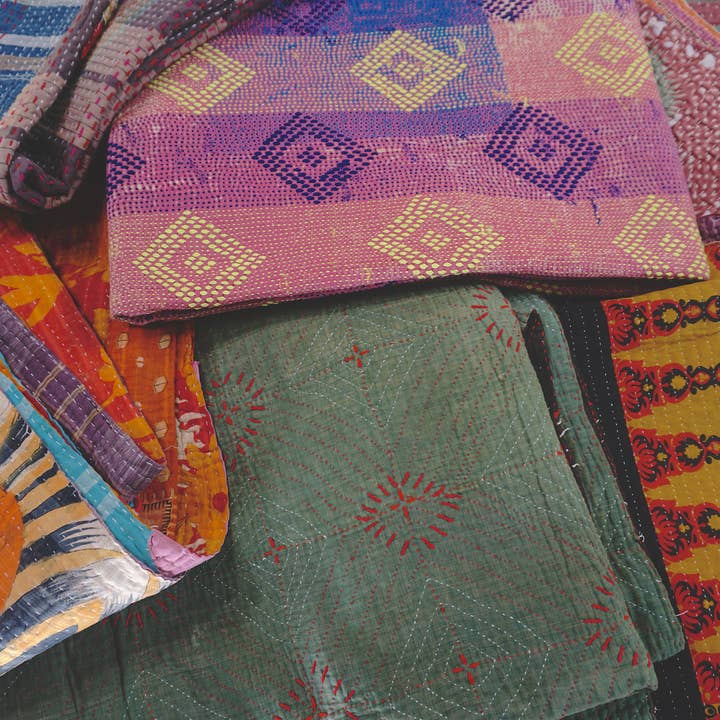 Vintage Addiction - Wholesale Throw blanket - One of A Kind/6PK Vintage Kantha Blanket Collection3