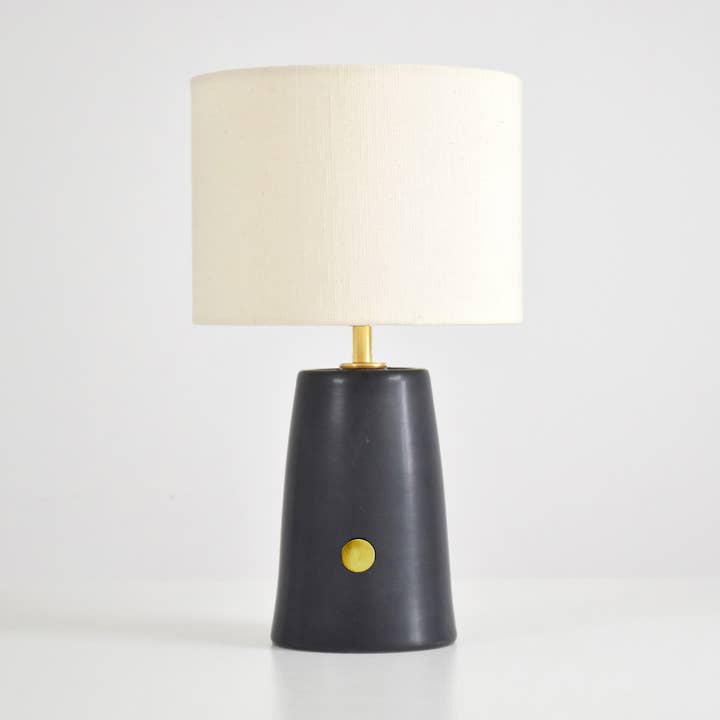 Farol Mini Nero - Lampada Artigianale Dimmerabile per la vendita all'ingrosso da parte di DEBARRO - Furniture | Lamps | Ceramics | Handmade