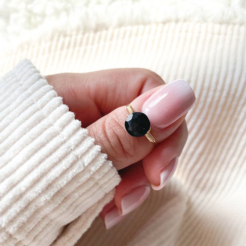 Lastories – wholesale Solitairering – Ring Onyx Guld - Power Story1