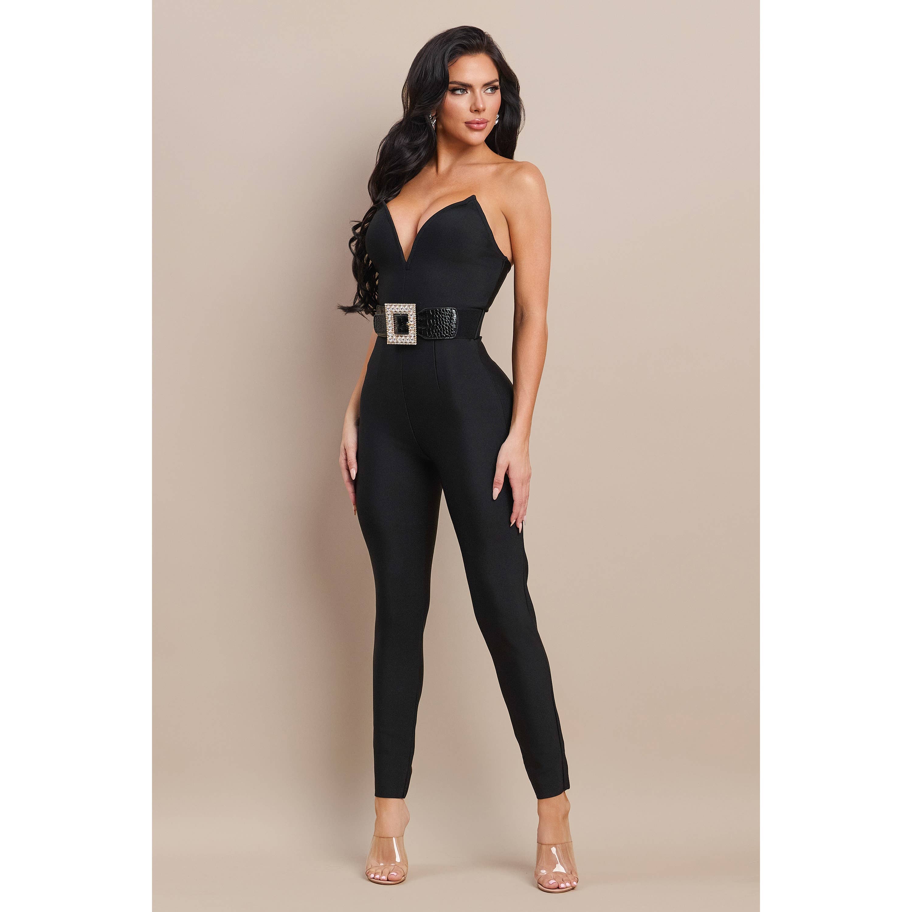 NOIR COMBINAISON À COL EN V PROFOND AVEC CEINTURE en vente sur Faire2