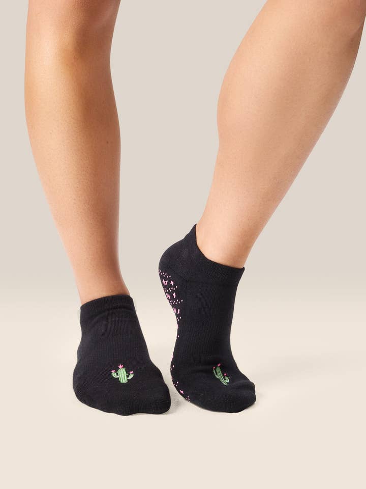 Low Rise Grip Socks - Señorita Spike for wholesale by MoveActive