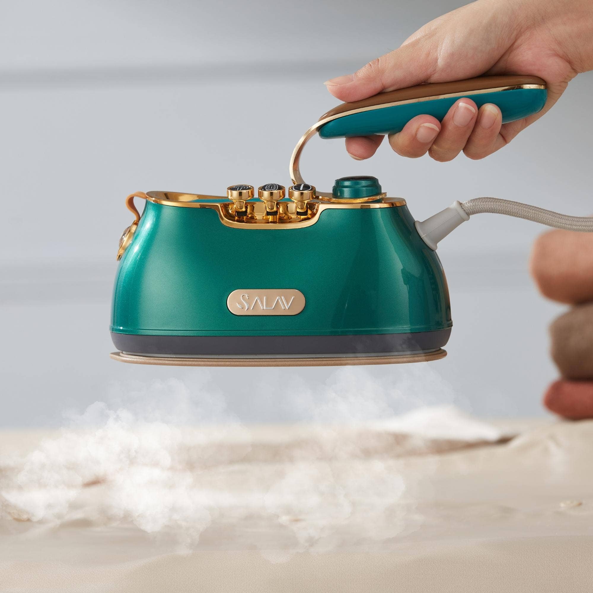Salav-True & Tidy – wholesale Steamer – Retro Edition Duopress Steamer and Iron15