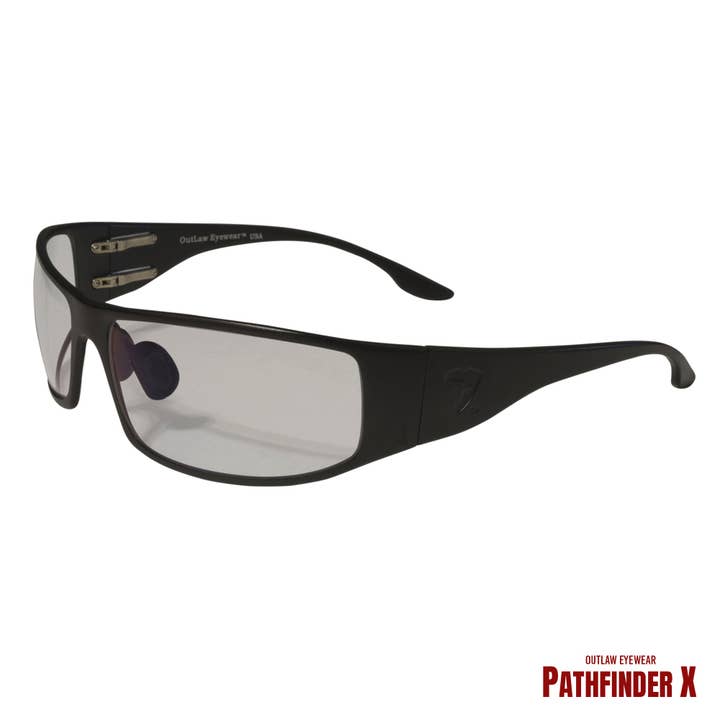 Occhiali da sole Fugitive TAC Op in alluminio con montatura nera con lenti Day-Night Pathfinder X, con cappello Multicam e cordino di fissaggio per la vendita all'ingrosso da parte di OutLaw Eyewear