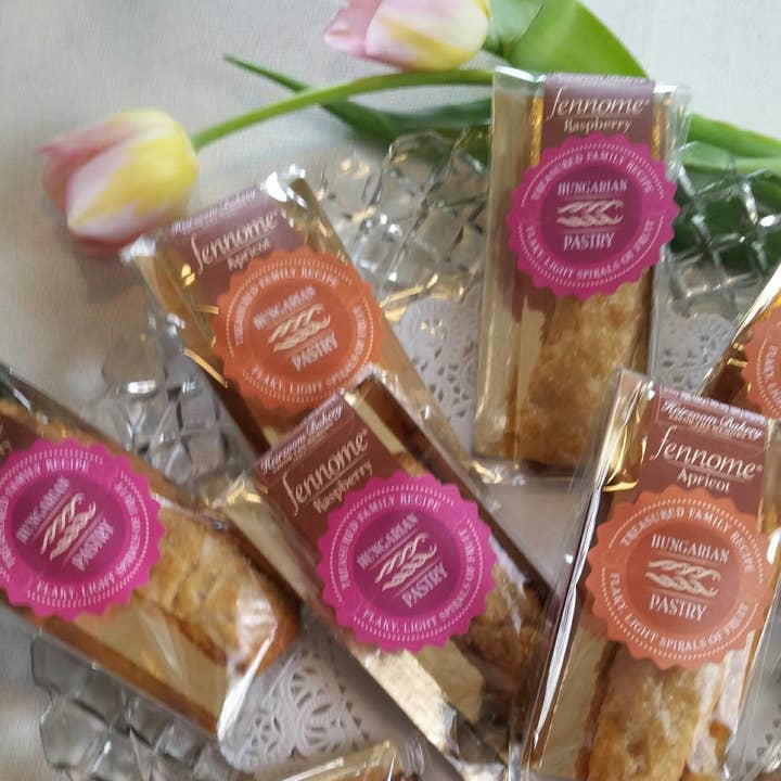 Heirzoom Bakery - Wholesale Koekje - Fennome Hongaars gebak Grande Singles - Abrikoos