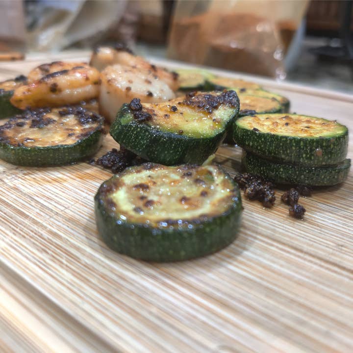 Shake to Elevate - Wholesale Dried spice mix - Shake to Elevate - Red Rebellion (Hot & Spicy) No Salt BBQ Dry Rub Seasoning3