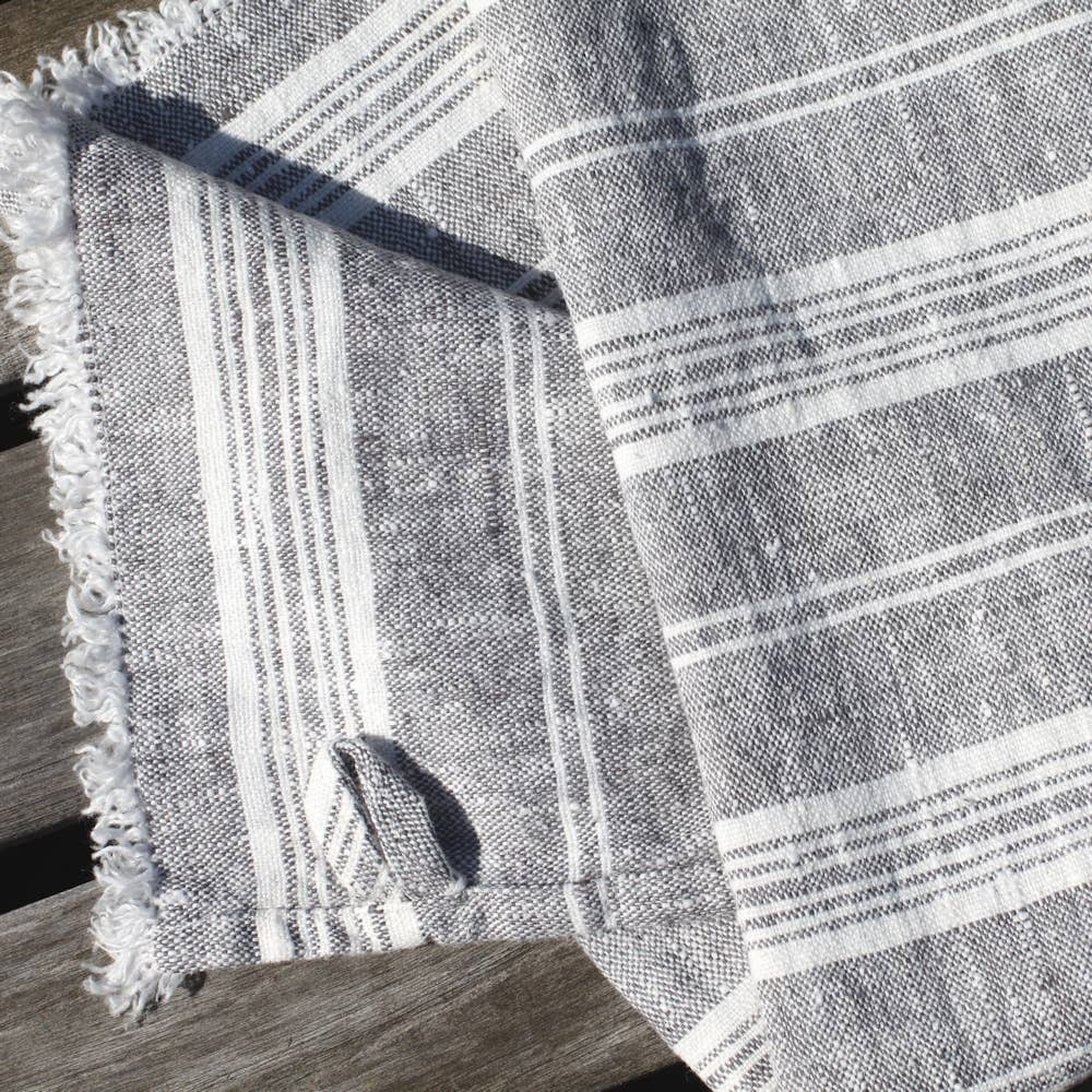 LinenCasa - Wholesale Hand Towel - Linen Guest Towel – Stonewashed – Heather Grey w White Str5