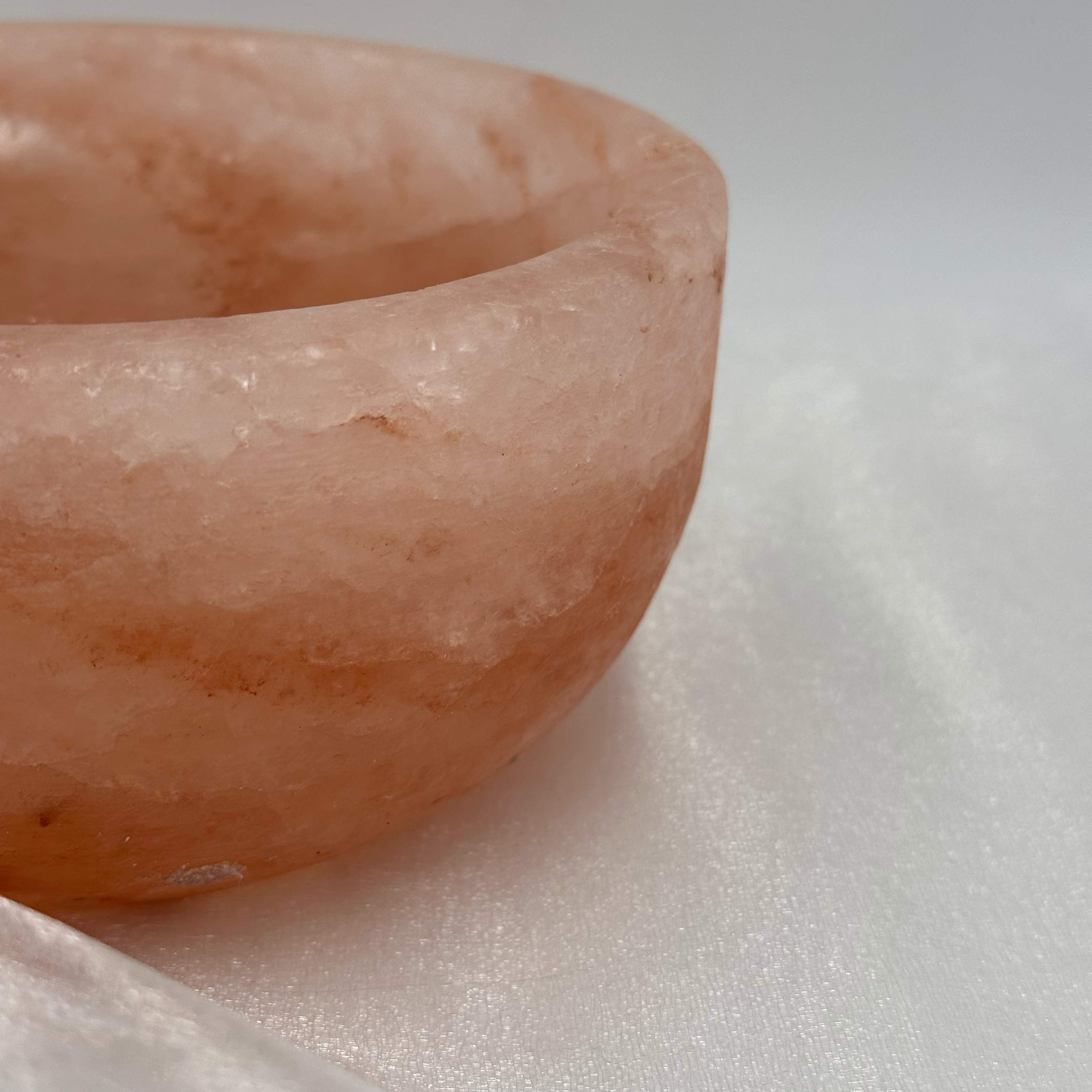 Page Imports - Wholesale Decorative Plate/Dish/Bowl - Himalayan Salt Bowl1