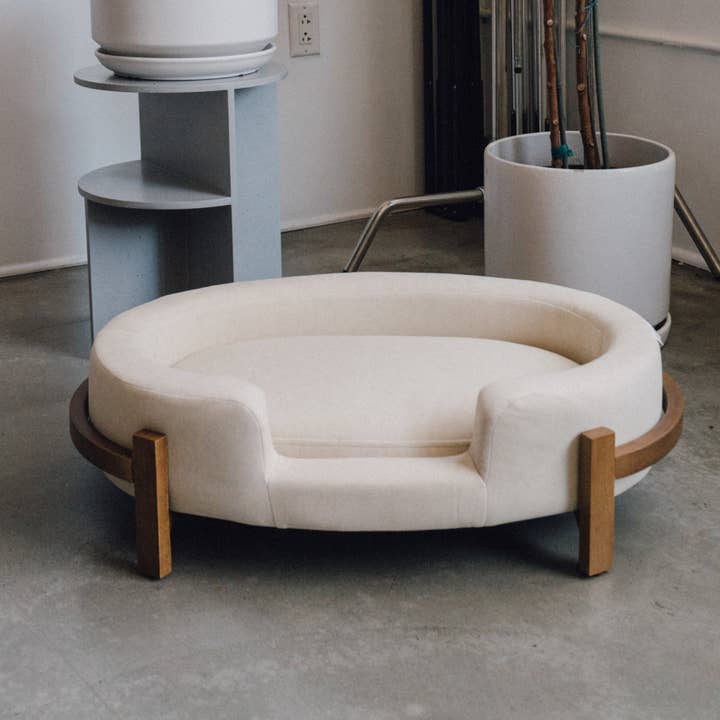 WHISKERHAUS LLC - Wholesale Pet Bed - Cat/Dog - WHISKERHAUS Premium Modern Luxury Cat and Dog Bed - BELLE