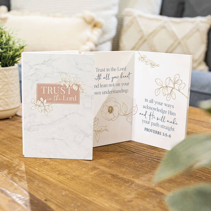 P. Graham Dunn - Vente Carte de vœux classique - Carte souvenir en bois Trust In The Lord FDC00190