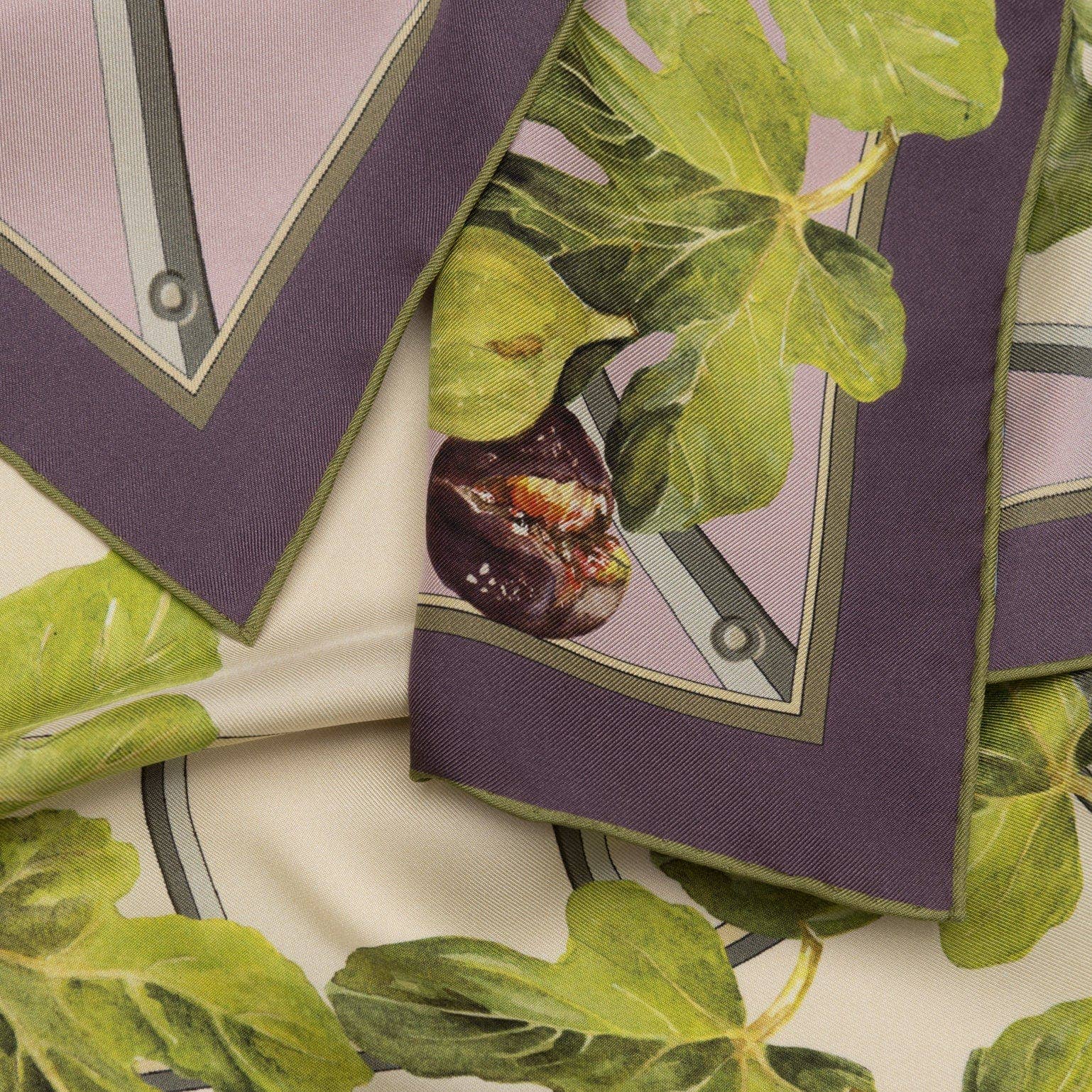 Elizabetta Made in Italy USA - Vendita all'ingrosso Sciarpa - Donna - Tessa - Foulard di Seta - Crema2